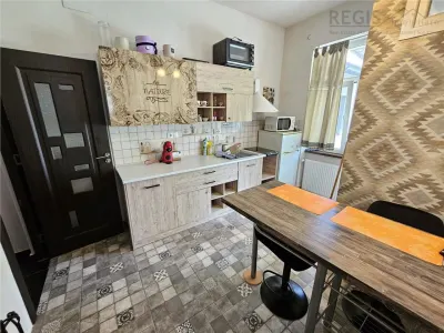 Investitie la cheie in zona centrala! 2 apartamente la casa, transformate in 3 unitati independente cu intrari separate â€“ ideale pentru Airbnb - foto 5