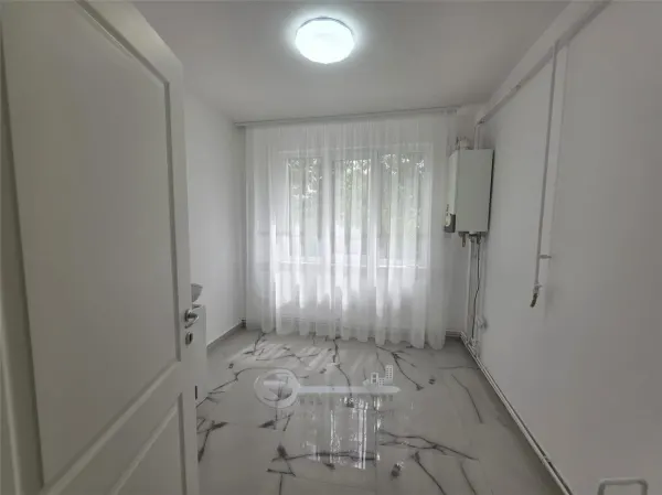 Apartament 3 camere Iași - poza 1
