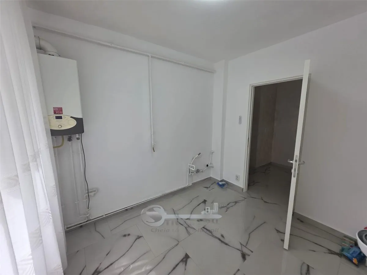 Apartament 3 camere - Alexandru cel Bun - etaj 2 - renovat - foto 7