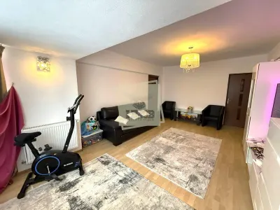 Apartament mobilat 68 mpu 3 camere 2 bai si pivnita in Turnisor - foto 3