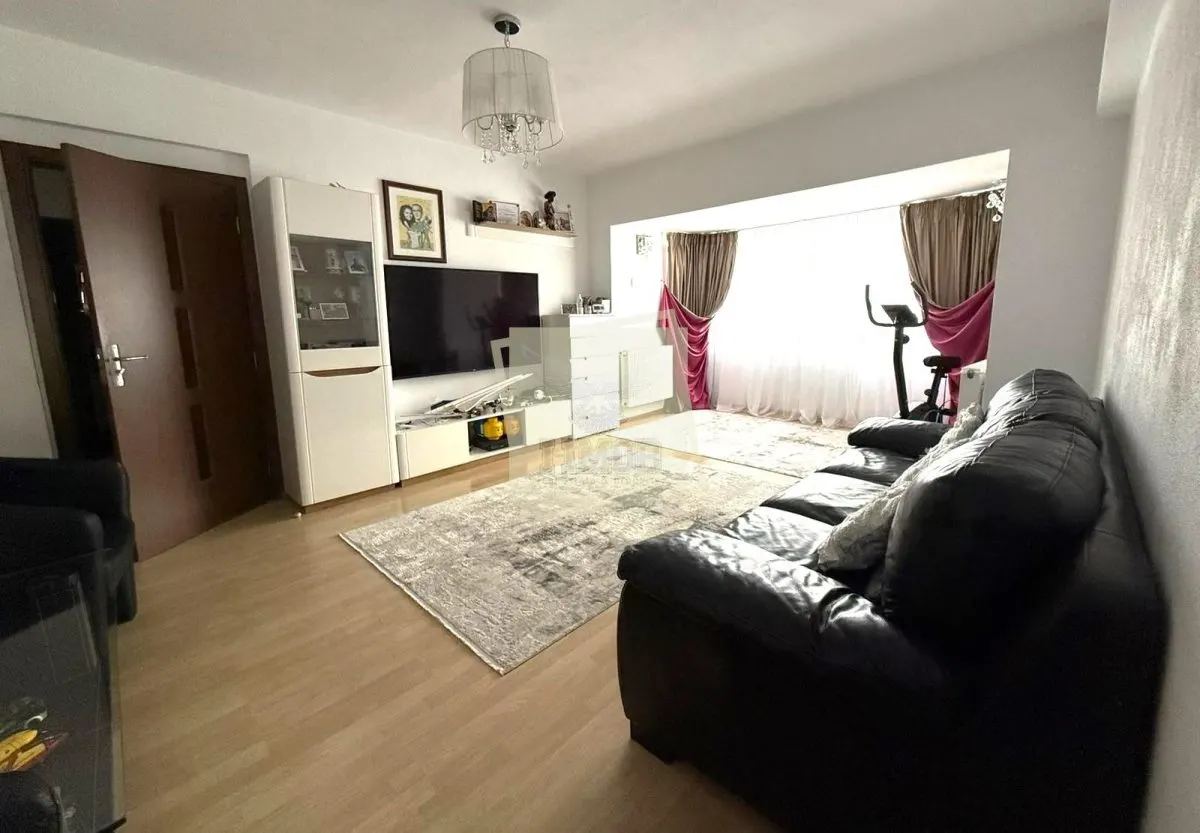 Apartament mobilat 68 mpu 3 camere 2 bai si pivnita in Turnisor - foto 10