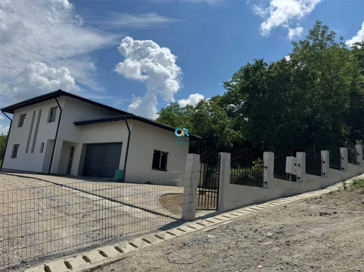 Casa de vanzare - Sat Dezmir  - Apahida - foto 1