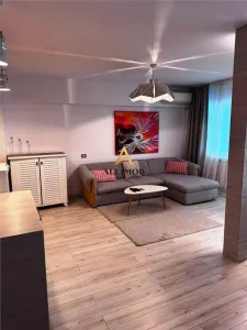 Apartament 3 camere in Ploiesti, zona centrala - Ploiesti