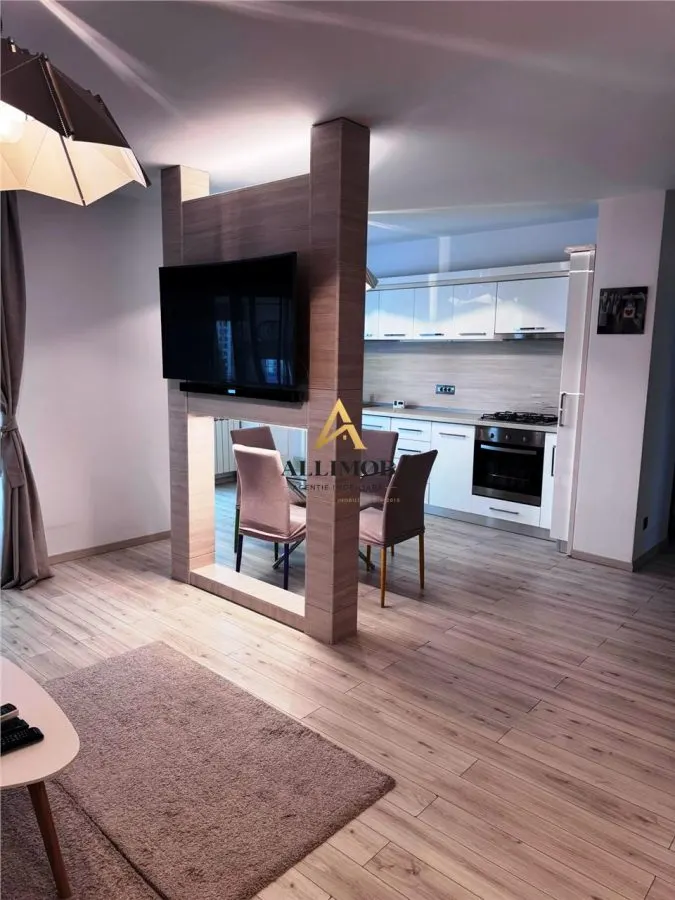 Apartament 3 camere in Ploiesti, zona centrala - foto 2