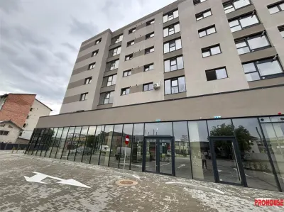 Spațiu comercial premium de închiriat â€“ 140 mp | Bloc nou Valito | Str. Bradului, Bacău - Bacau