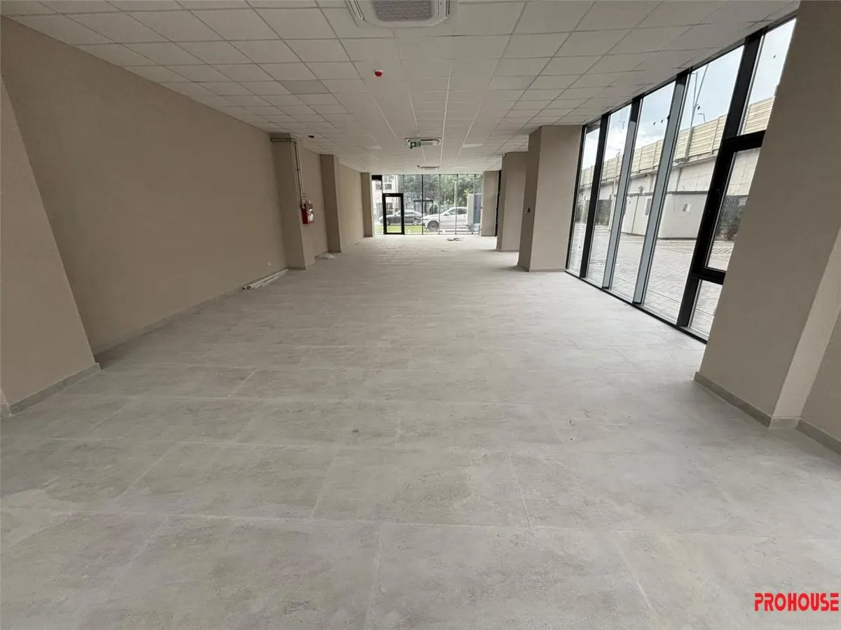 Spațiu comercial modern 155 mp, la cheie, cu două intrări â€“ Bacău - foto 4