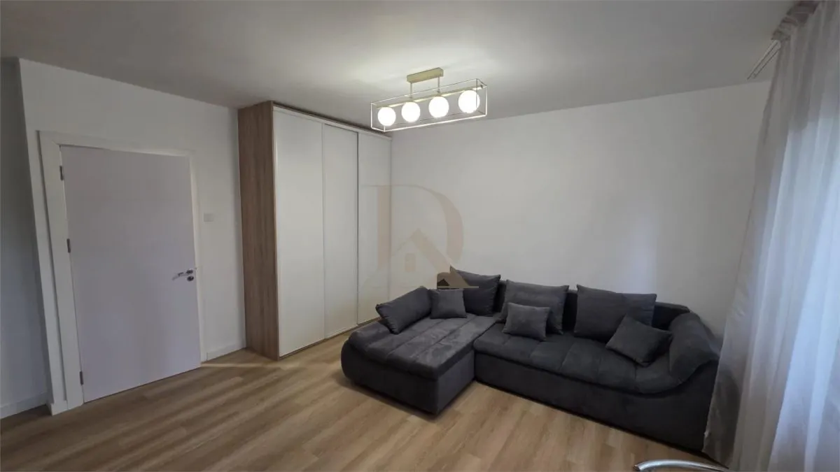 Apartament 1 camera , lux , Gara - Silvestru - foto 3
