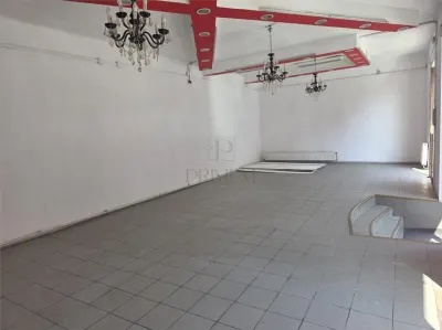 Spatiu comercial - zona excelenta - centrala proprie -63 mp - foto 2