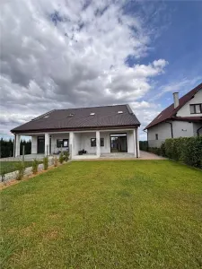 DUPLEX SPATIOS, MOSNITA NOUA, LOCATIE EXCELENTA, CURTE AMENAJATA - foto 2
