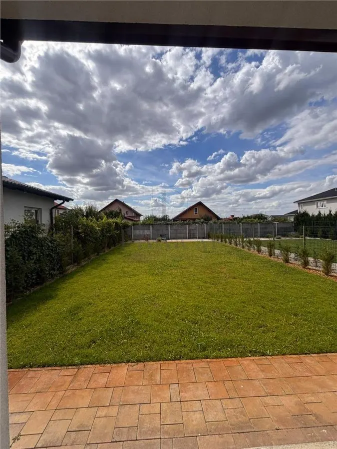 DUPLEX SPATIOS, MOSNITA NOUA, LOCATIE EXCELENTA, CURTE AMENAJATA - foto 3