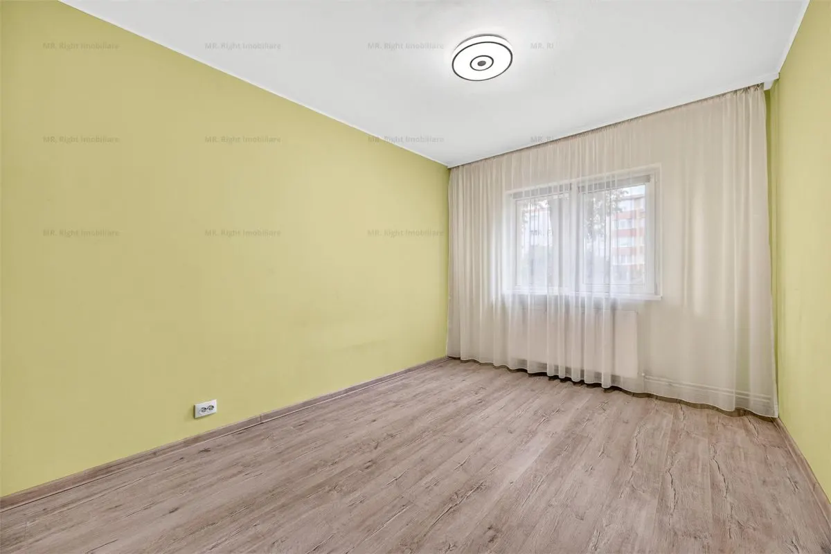 Apartament 2 camere | 2 balcoane | decomandat | Codrul Cosminului - foto 17