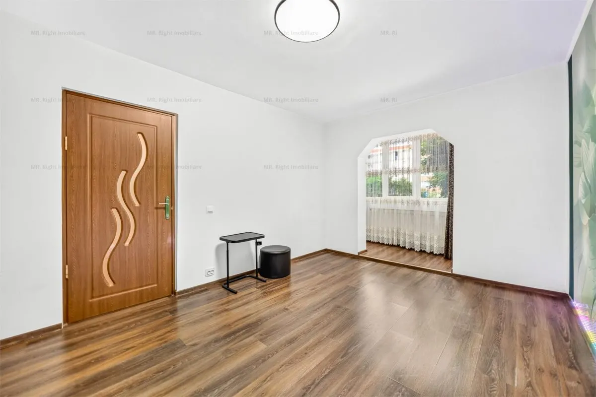 Apartament 2 camere | 2 balcoane | decomandat | Codrul Cosminului - foto 3