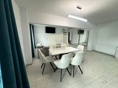 Apartament Renovat 4 camere 92mpu | decomandat | 2 bai | zona Centrala - foto 4