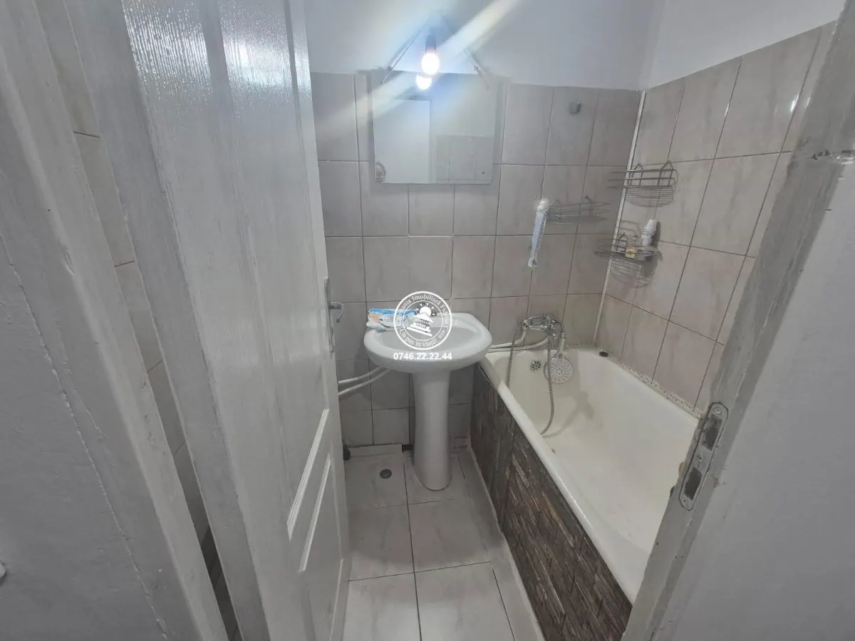 Apartament 2 camere de vanzare - foto 6