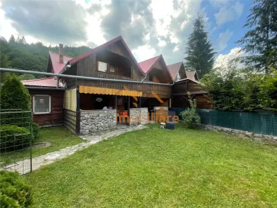 CASA DE VACANTA | 6 CAMERE | COADA LACULUI | BIHOR - Remeti