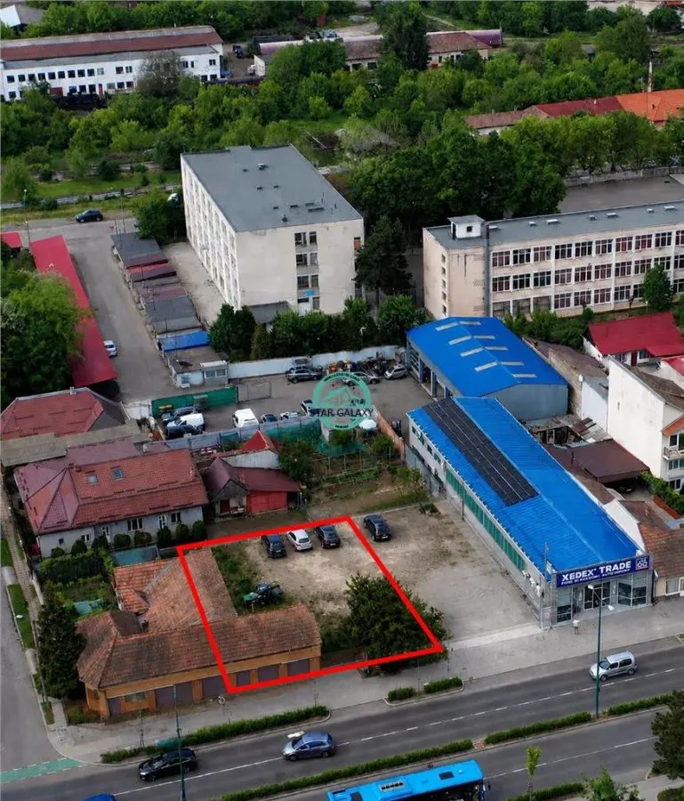 Vand casa cu teren de 560 mp pe Str. Gh. Doja cu vad stradal - foto 1