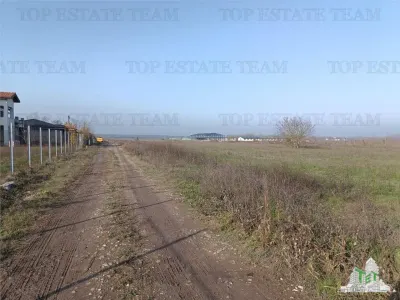 Teren intravilan la  DJ 101, in Gruiu, aproape de manastirea Caldarusani, ideal pt dezvoltatori imobiliari pt imobile cu regim de inaltime de S+P+2E! - Gruiu
