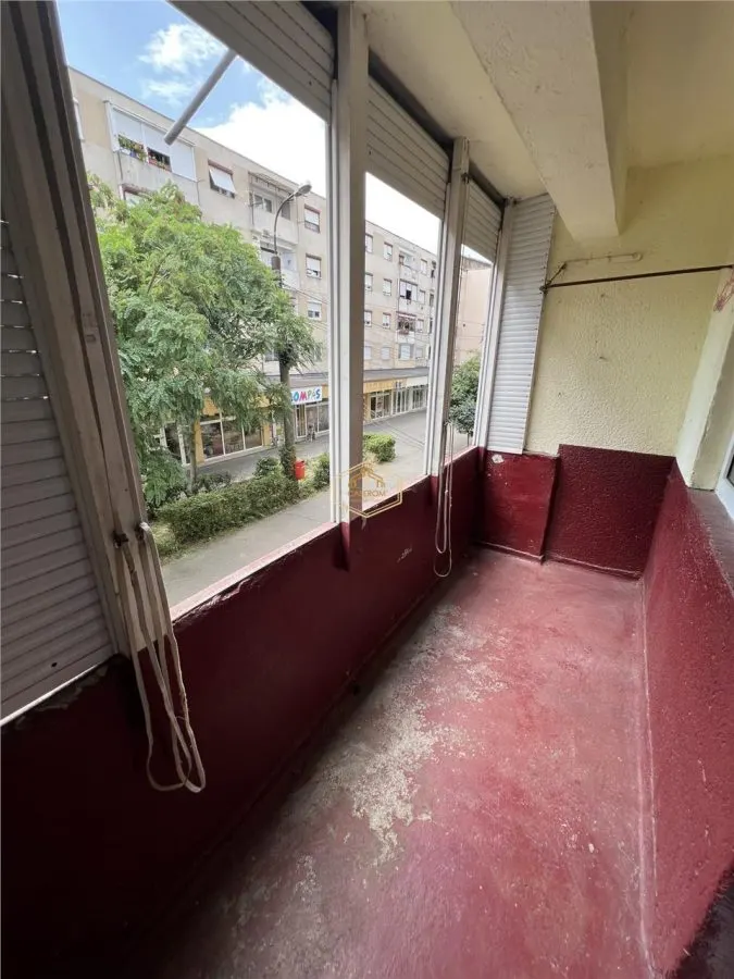 Apartament 4 camere | Etaj 1 | Micro 16 - Aleea Universului - foto 16