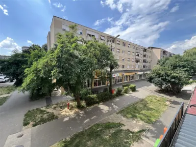 Apartament 4 camere | Etaj 1 | Micro 16 - Aleea Universului - foto 20
