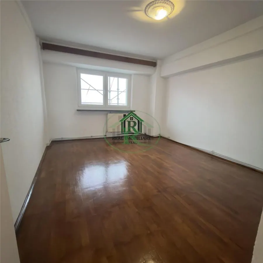 Apartament 3 camere Unirii - Centru Buzau ! - foto 3
