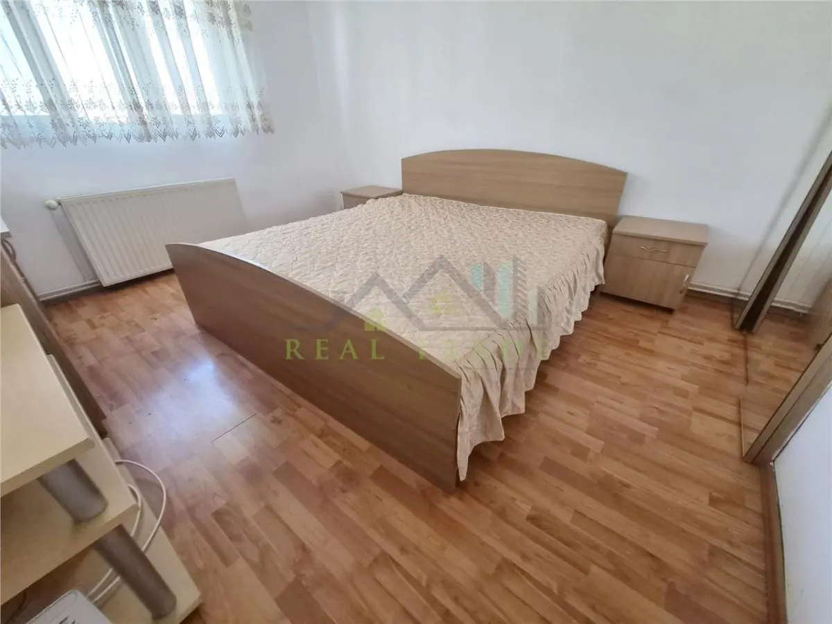Apartament 3 camere, 2 balcoane,  2 bai zona Calea Bucuresti - foto 2
