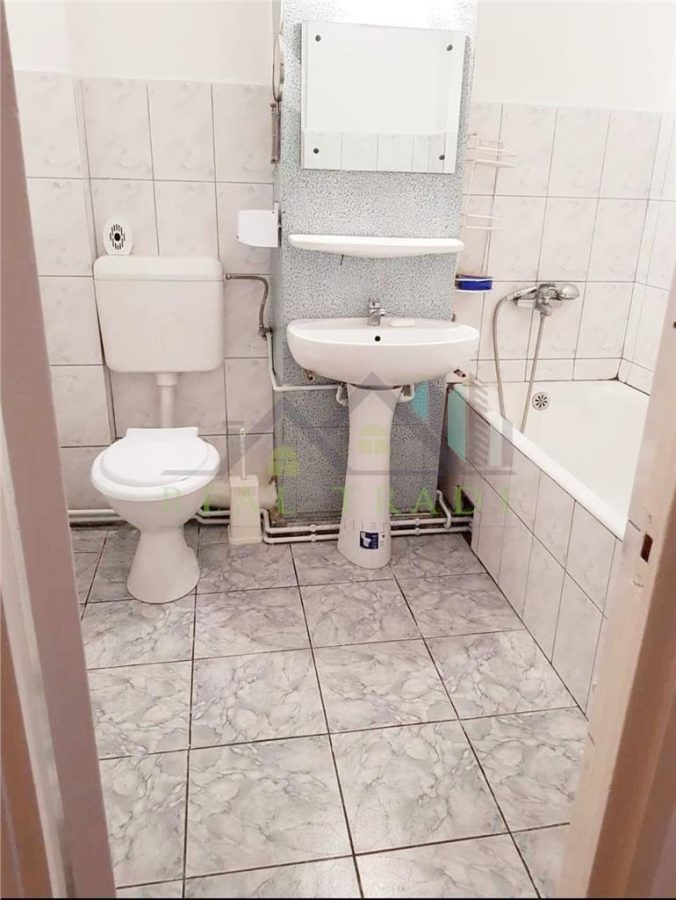 Apartament 3 camere, 2 balcoane,  2 bai zona Calea Bucuresti - foto 9