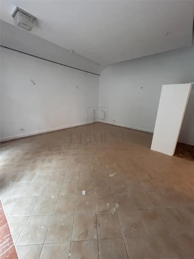 Spatiu comercial - zona ultracentrala  - 150 mp - centrala proprie - foto 3