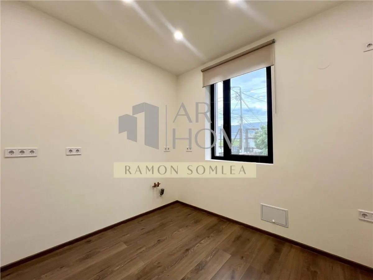 Spatiu birouri, renovat integral, parcare, zona Gh. Doja, Ploiesti - foto 7