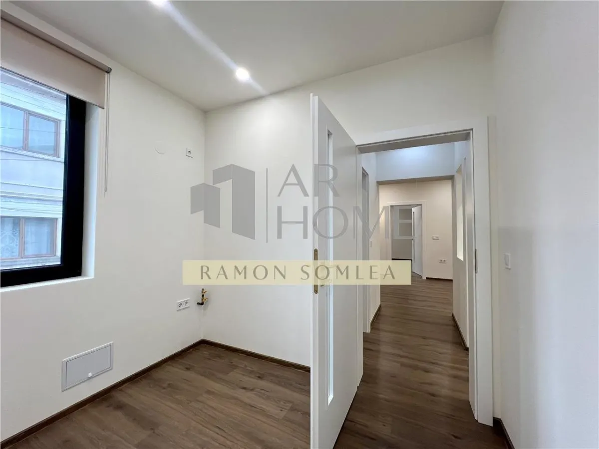 Spatiu birouri, renovat integral, parcare, zona Gh. Doja, Ploiesti - foto 8