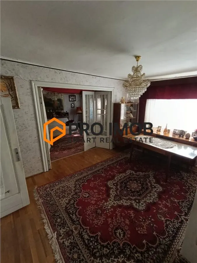 Casa tip parter zona Spiru Haret - foto 2