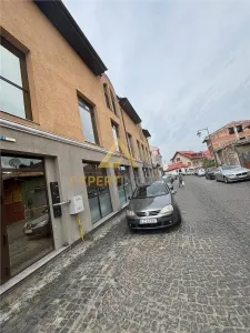 APARTAMENT DE INCHIRIAT â€“ 3 CAMERE  CENTRUL VECHI  STRADA CARPATI - foto 9