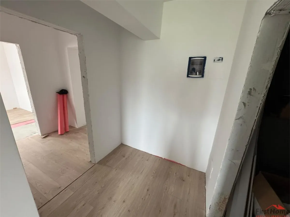 Sp comercial bloc nou, Expres Residence, 100 mp, 2 bai - foto 16