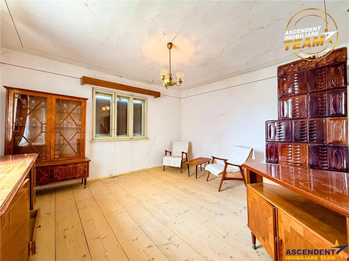 Casa din caramida cu 1.087 mp teren, pozitie centrala, utilitati la poarta, Micfalau, Covasna - foto 14