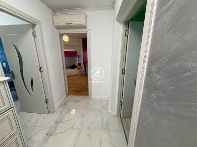 Apartament cu 3 camere decomandat  Dacia, bloc 1990 - foto 20