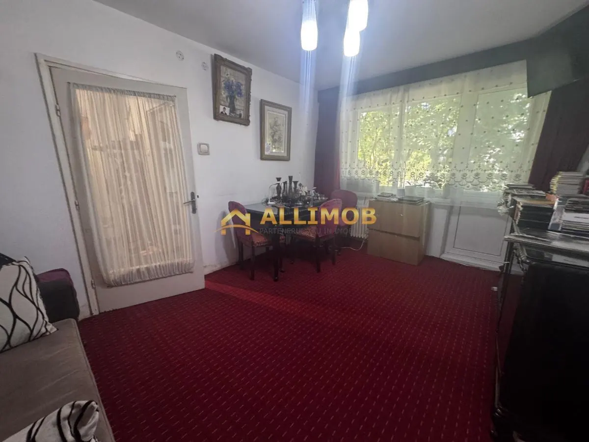 Apartament 2 camere in Ploiesti, zona Democratiei. - foto 16