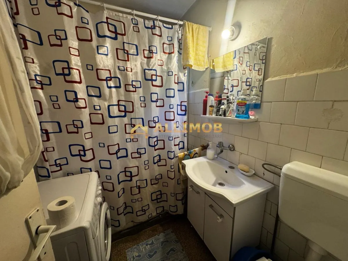 Apartament 2 camere in Ploiesti, zona Democratiei. - foto 17