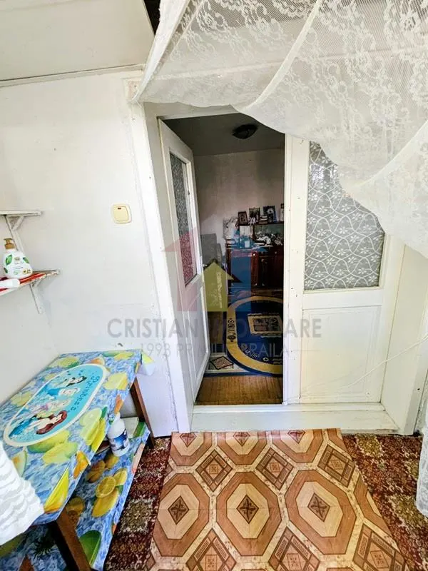 Teren 246 mp+Casa batraneasca Spit.Judetean Radu Negru - Buzaului - foto 13
