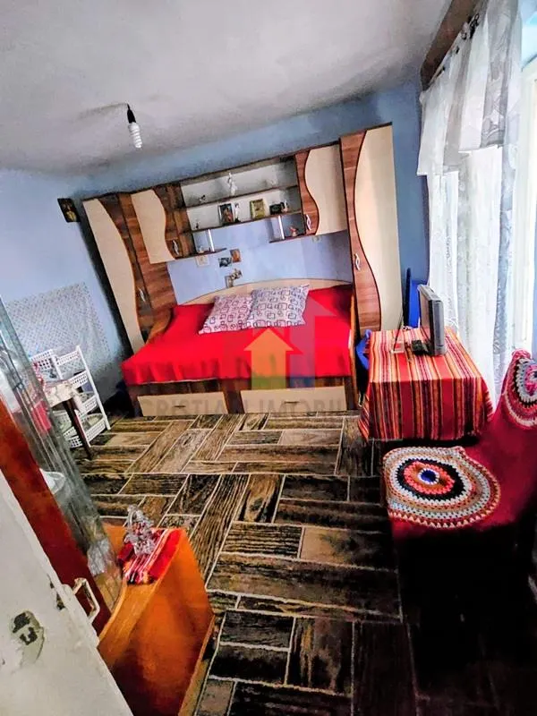 Teren 246 mp+Casa batraneasca Spit.Judetean Radu Negru - Buzaului - foto 16
