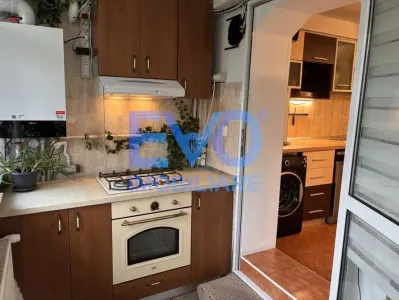 Apartament 3 camere, 72mp, decomandat, parter, Pacurari, Petru Poni - foto 2