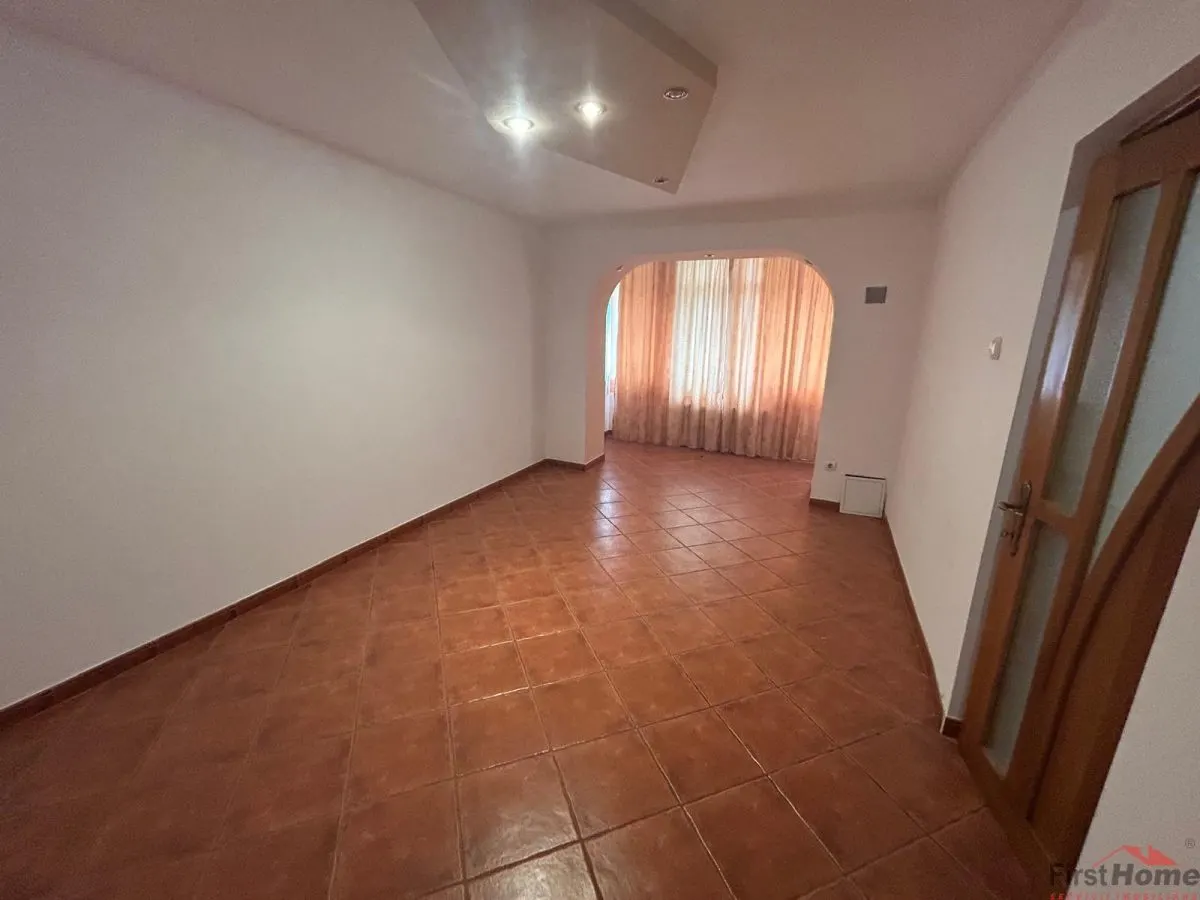 Apartament cu 2 camere de vanzare, zona centrala (Capela) - foto 5