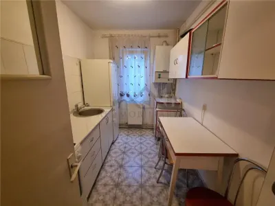 Apartament cu 2 camere Podu Ros - foto 8