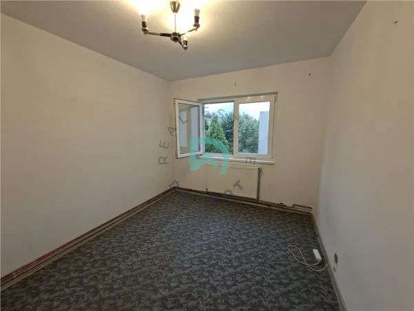 Apartament 4 camere Brașov - poza 2