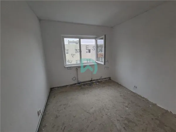 Apartament 4 camere Brașov - poza 4