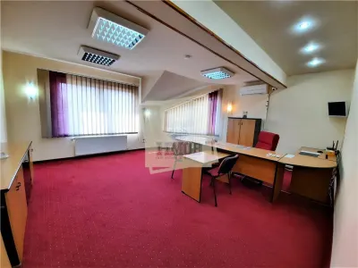 Spatiu birouri 5 camere 2 bai in zona centrala - Sibiu