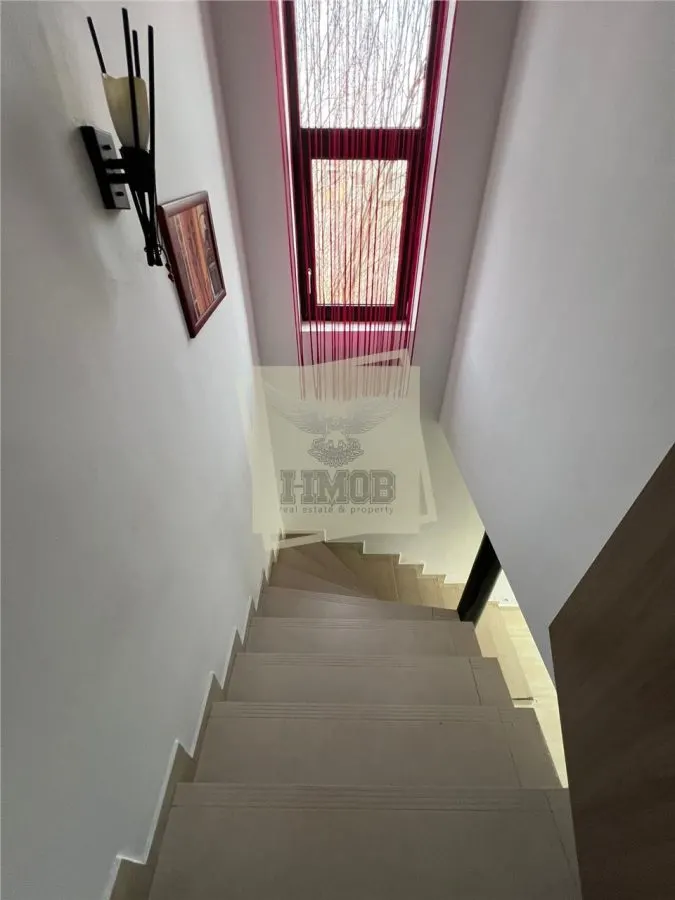 Casa  260 mpu 7 camere 5 bai filigorie teren 500 mp Selimbar - foto 23