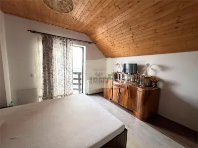 Casa  260 mpu 7 camere 5 bai filigorie teren 500 mp Selimbar - foto 10