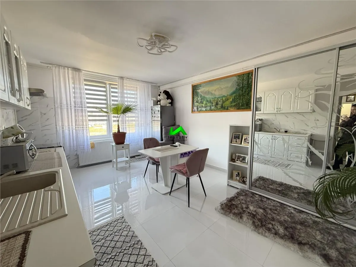 Apartament de vanzare 3 camere Sibiu Doamna Stanca - foto 1