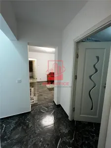 Apartament RENOVAT 2cam de inchiriat in Tataras - foto 3