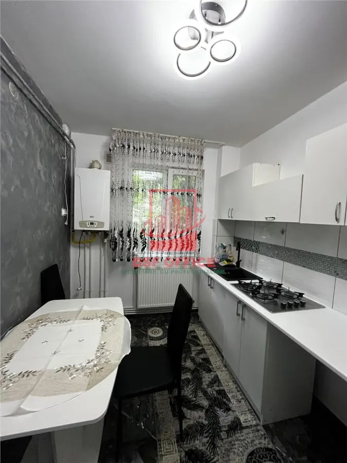 Apartament RENOVAT 2cam de inchiriat in Tataras - foto 4