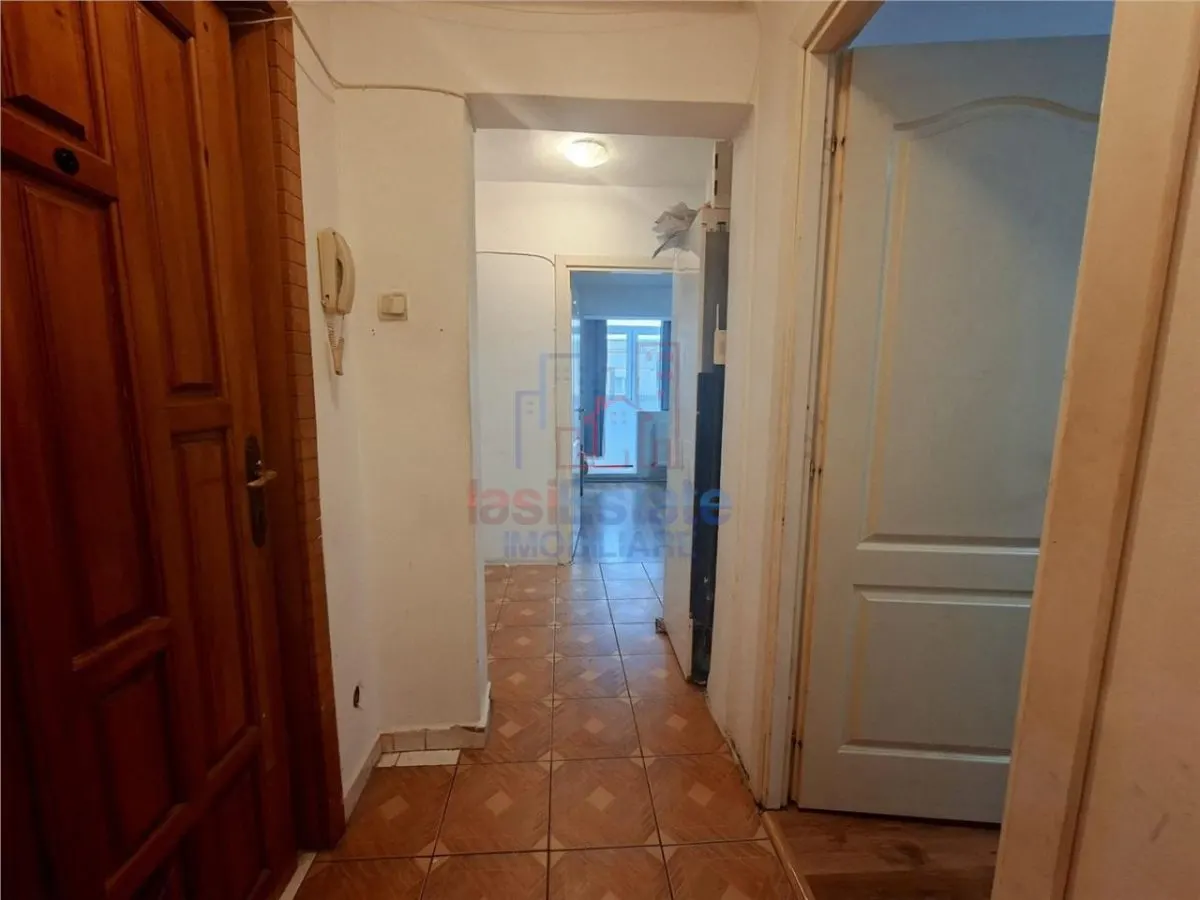 Apartament  3 Camere Zimbru - Pasaj Octav Bancila - foto 10